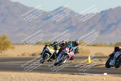 media/Dec-09-2023-SoCal Trackdays (Sat) [[76a8ac2686]]/Turn 15 Set 2 (245pm)/